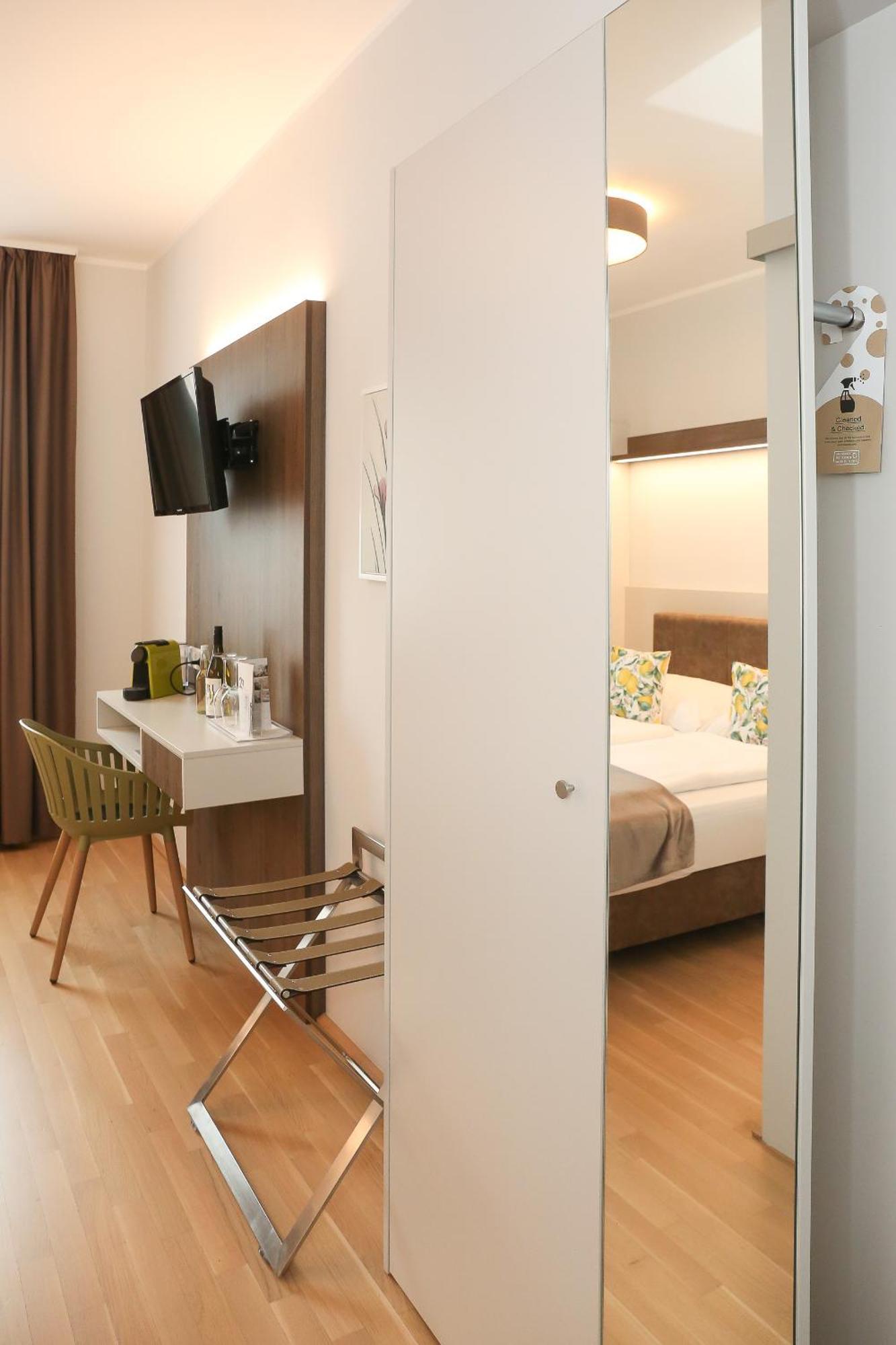 23-Hotel Schwadorf bei Wien 外观 照片