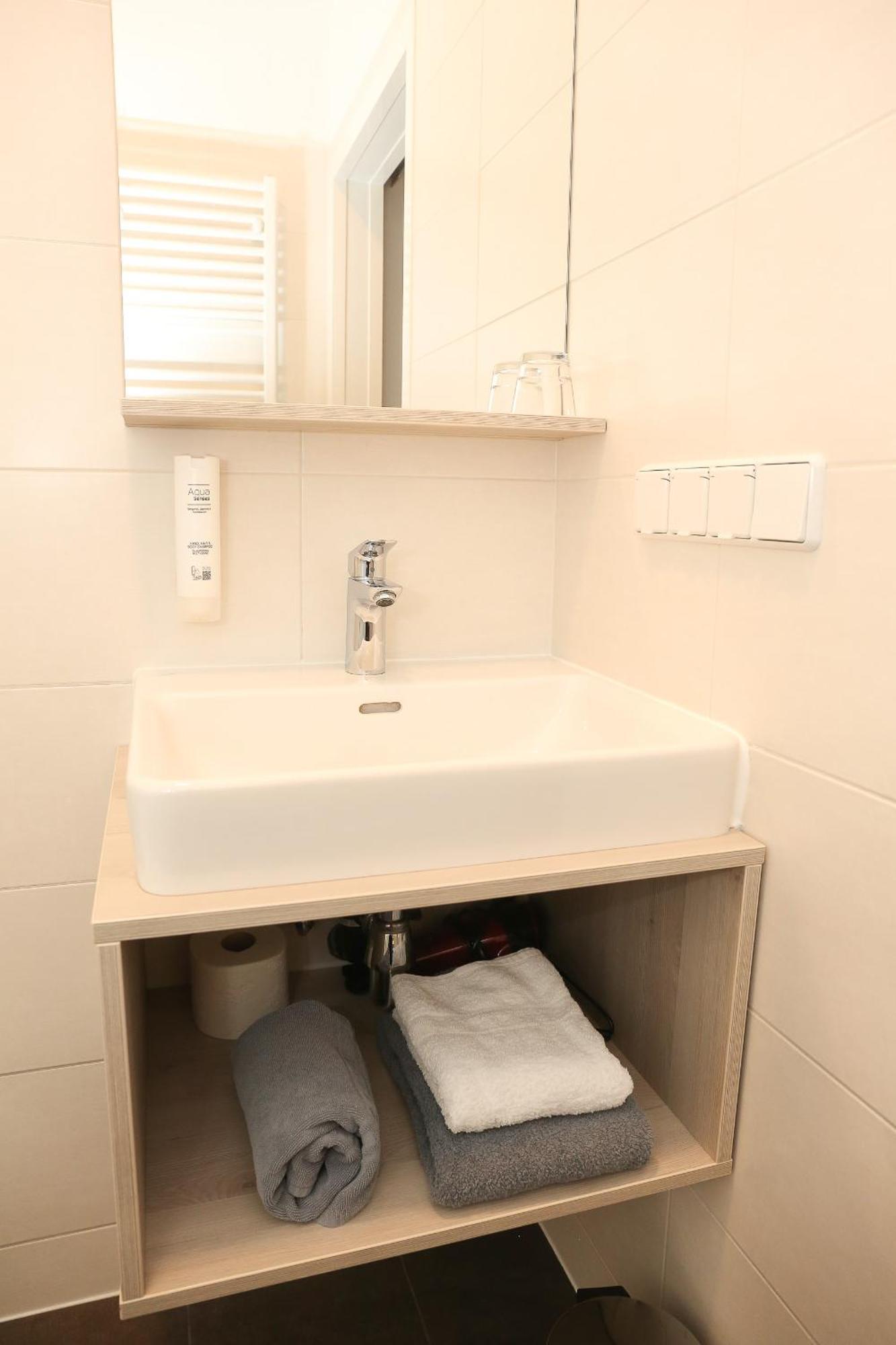 23-Hotel Schwadorf bei Wien 外观 照片